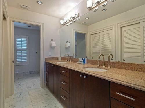 South Seas Beach House 29