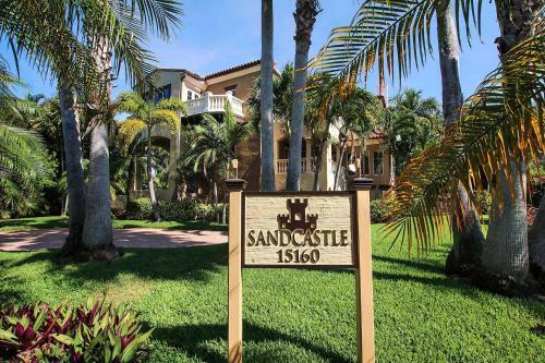 Sandcastle ( 7-bedroom Home )