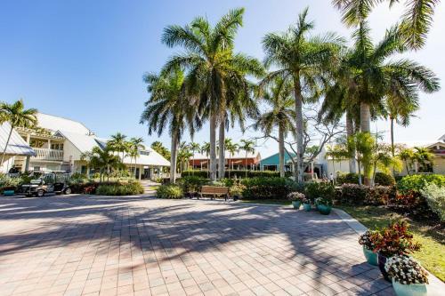 South Seas Bayside Villa 5102