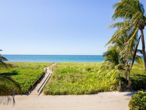 South Seas Beach House 18