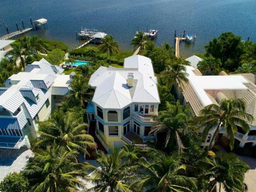 Captiva Estate