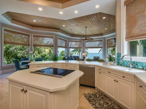 Captiva Estate