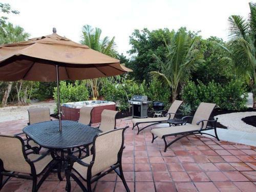 Captiva Dr Home 16151