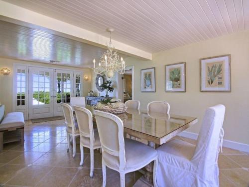 Captiva Dr Home 16151