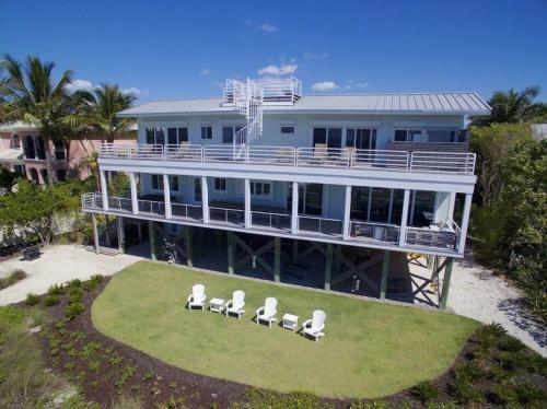Captiva Rd Home 16500
