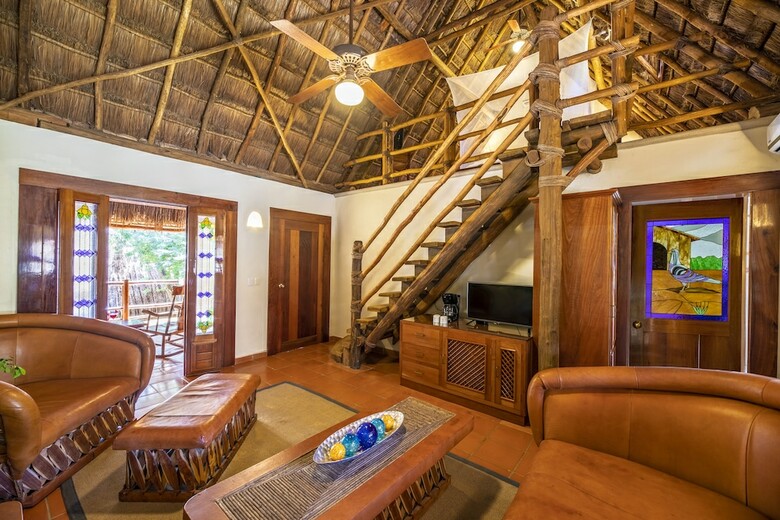 Hotel The Lodge At Uxmal