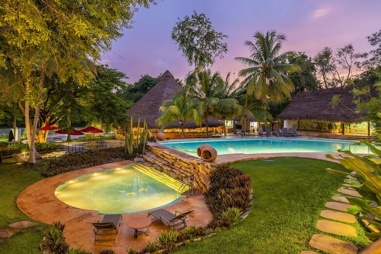 Hotel The Lodge At Uxmal