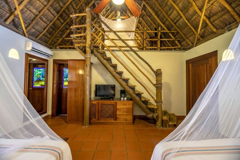 Hotel The Lodge At Uxmal