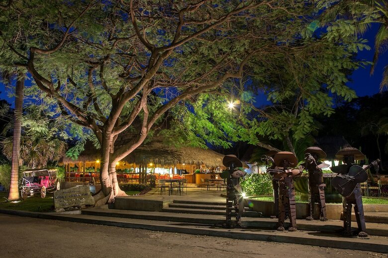 Hotel The Lodge At Uxmal