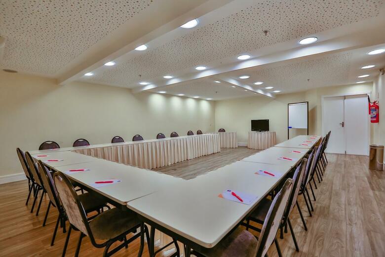 Hotel Best Western Dubai Macae