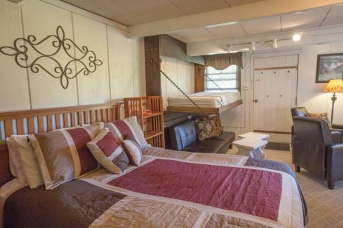 Brettelberg Slopeside Condos F6
