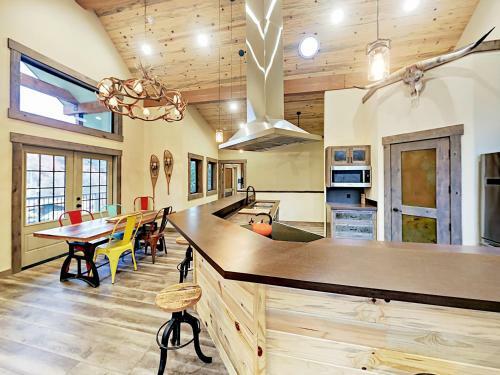 South Bill Creek Home