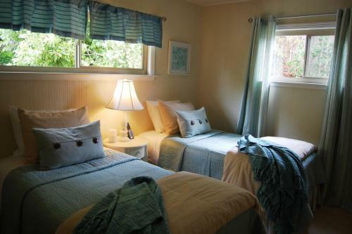 Forest Hideaway - Two Bedroom Home - 3596
