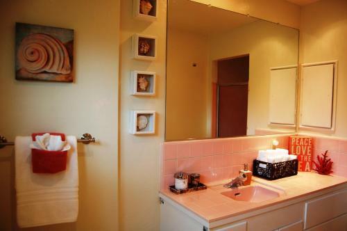 Forest Hideaway - Two Bedroom Home - 3596
