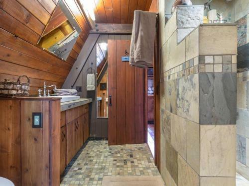 Sunshine Cabin
