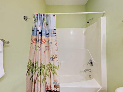 1418 Searay Home
