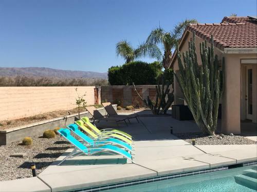 Gorgeous 3 Bedroom Home With Pool