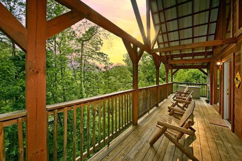 A Bear's Eye View #251 - Two Bedroom Cabin
