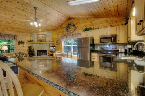 River Sounds #121 - One Bedroom Cabin