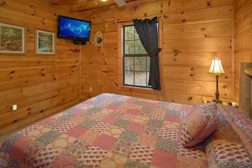 Wet Bear Paws #146 - Two Bedroom Cabin