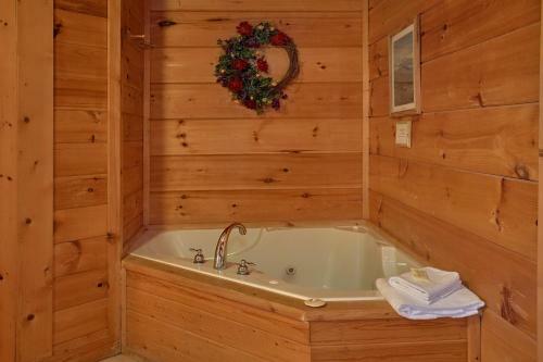 Wet Bear Paws #146 - Two Bedroom Cabin