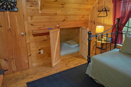 Wet Bear Paws #146 - Two Bedroom Cabin