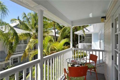 Breezy Bungalow (townhouse)