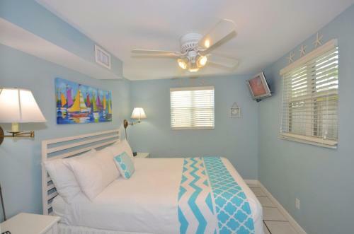 Duval Street Retreat