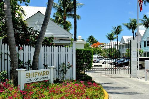 Shipyard Perch