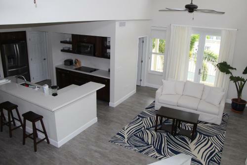 Hotel Dolphin Point Villas