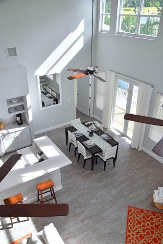 Hotel Dolphin Point Villas