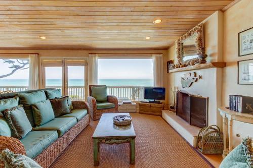 Oceanfront Delight