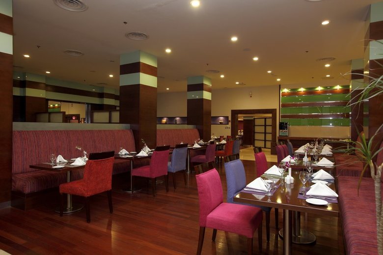 Hotel Holiday Inn Al Qasr