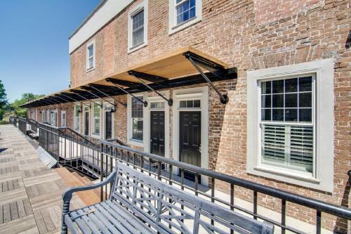 563 King Signature Apartments