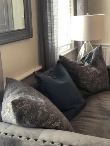 Apartamento Suites On Coming