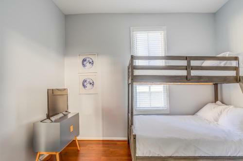 Large Home - Downtown Charleston!