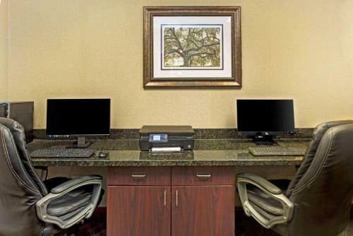 Hotel Wingate By Wyndham Charleston Southern University