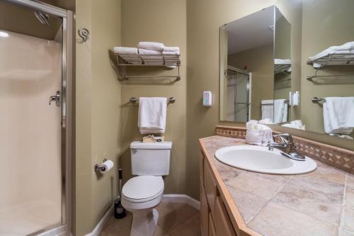 Park Pointe: Chardonnay Chalet (b101)