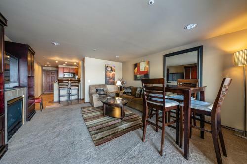 Grandview Lake View 106