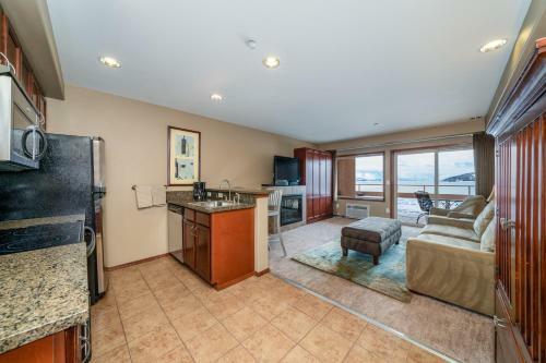 Grandview Lake View 517