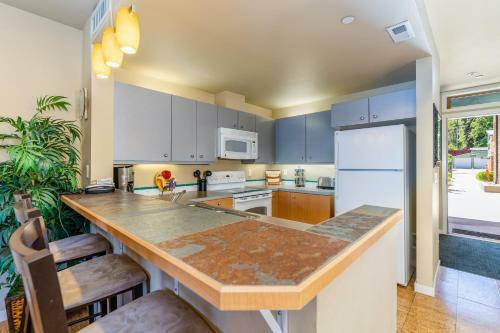 Chelan Resort Suites #106