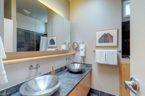 The Glidehouse With Private Pool