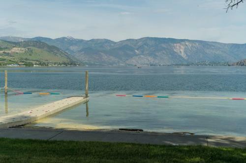 Chelan Resort Suites #101