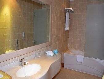 Ramada Al Qassim Hotel Y Suites