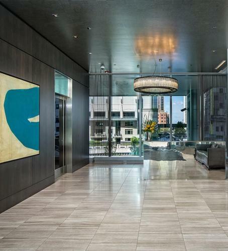 Apartamento 343 West Wolf Point Plaza