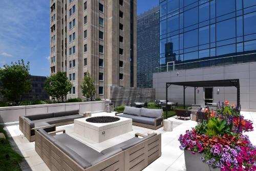 Modern River View Apartment