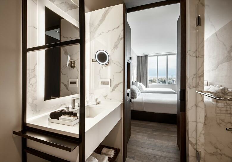 The Hotel At Midtown