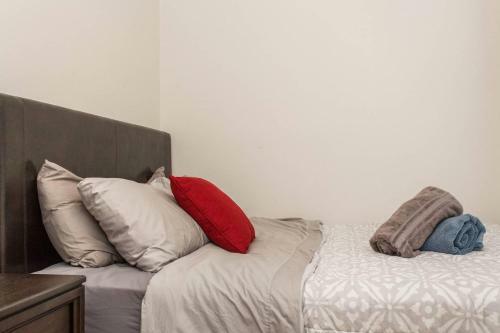 Apartamento Abcs Of Home - Artsy, Bright, And Comfortable