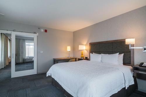 Hotel Hampton Inn Chicago North-loyola Station, Il