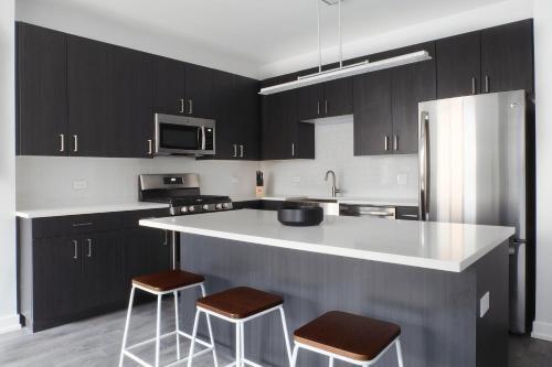 Charming Lincoln Park Suites By Sonder